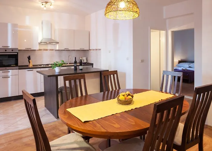 Fiona - Away From Crowds